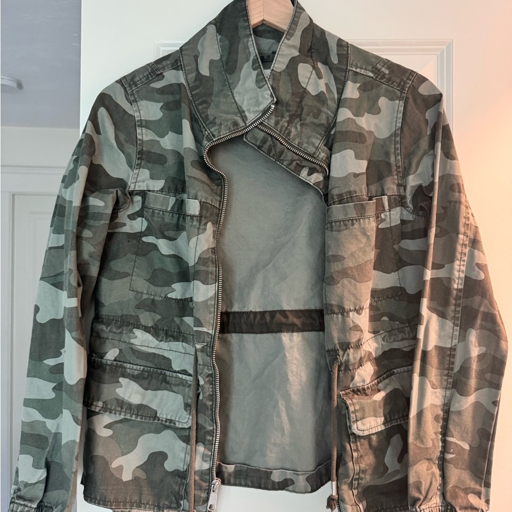 Old Navy Womens Camo Jacket